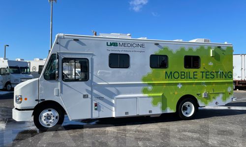 Unidad móvil hospitalaria de detección de la COVID-19 - 17318 - Farber Specialty Vehicles - camión / con cuerpo modular independiente / diésel