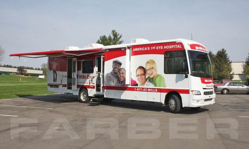 Unidad móvil hospitalaria de oftalmología - 15618 - Farber Specialty Vehicles - autobús / diésel / automática