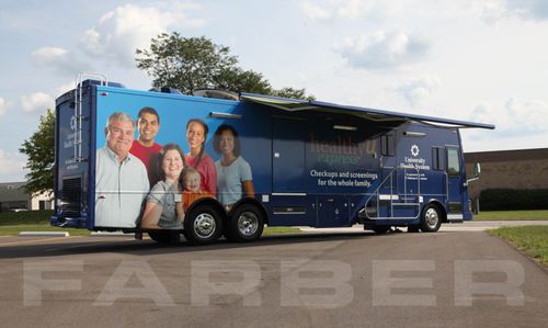 Unidad móvil hospitalaria de cuidados hospitalarios - 15763 - Farber Specialty Vehicles - autobús / diésel