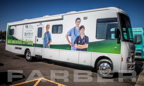 Unidad móvil hospitalaria de simulación médica - 15912 - Farber Specialty Vehicles - de laboratorio / autobús / con cuerpo modular independiente