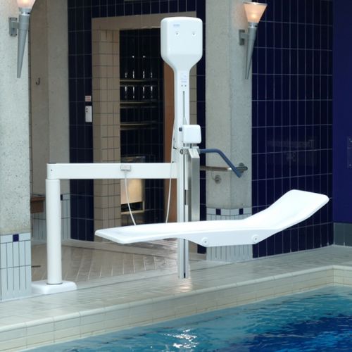 Elevador de pacientes eléctrico - Pooli - Trautwein - de suelo / para piscina / elevadora