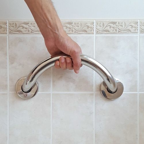 Barra de apoyo para cuarto de baño - Plus Crescent  - HealthCraft Products - de pared / de acero inoxidable