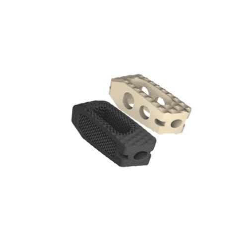 Caja intersomática lumbar - WOMBAT - Signus Medical - vía transforaminal / de titanio / de PEEK