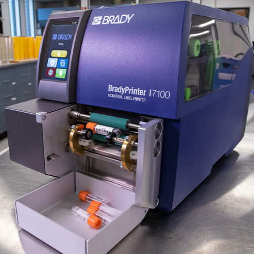Impresora etiquetadora para frascos - BradyPrinter i7100 - Brady EMEA - de laboratorio / automática