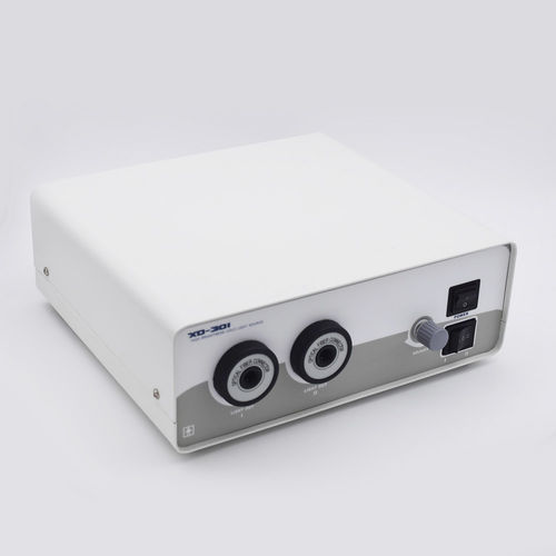 Fuente de luz para endoscopio - XD-301-250W  - Nanjing Keweisi Medical Lighting - para espéculo vaginal / halógena / de luz fría