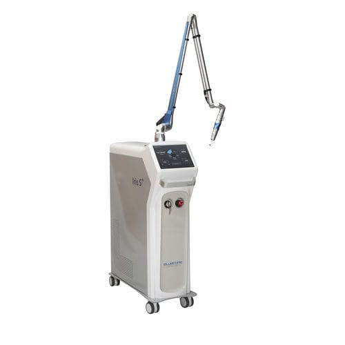 Láser dermatológico - Iris s+ - Bluecore Company - para la eliminación de tatuajes / Nd:YAG / en carro