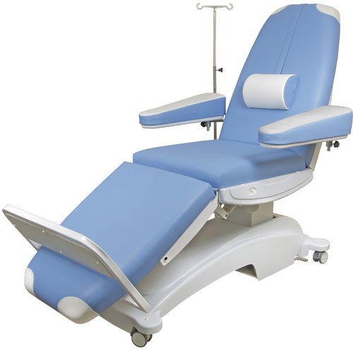Sillón para hemodiálisis eléctrico - DIASIT - Egerton - de 3 secciones / con ruedas / de altura variable