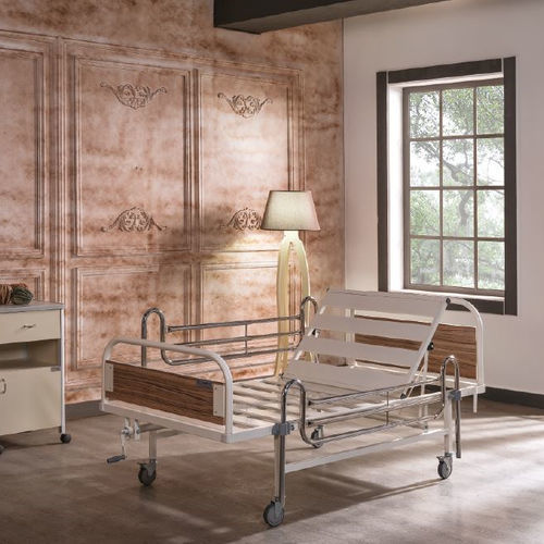 Cama de hospital - TM-D 4013 - Turmed - manual / de altura fija / con ruedas