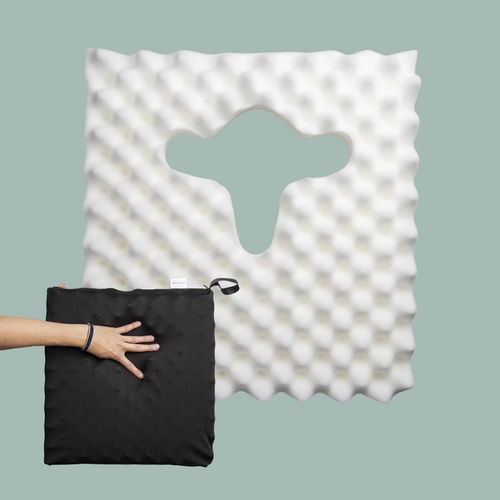Cojín de asiento - Sero  - Putnams - para silla de ruedas / de espuma / forma anatómica
