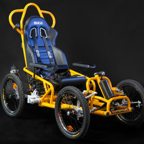 Silla de ruedas eléctrica - Axess Touch e3 - Mont Blanc Mobility - todoterreno / de deporte / reclinable
