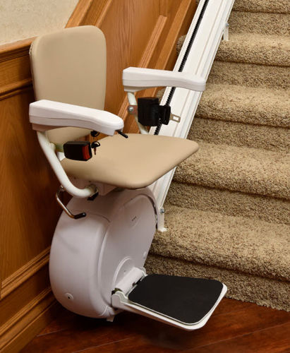 Salvaescaleras para escalera - K2 - Savaria - para humanos / de tipo sillón / plegable