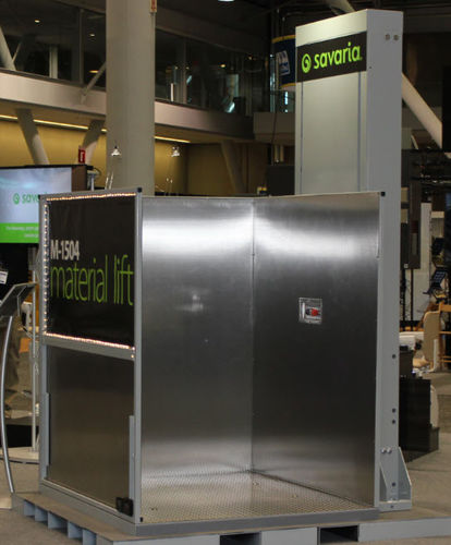 Plataforma elevadora para material farmacéutico - M-1504  - Savaria - de suelo