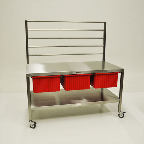 Plataforma de trabajo de esterilización - MCM-596 - Mid Central Medical - con espacio de almacenamiento / de acero inoxidable
