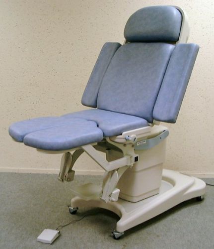 Sillón de reconocimiento ginecológico - 96000000 - Creo Medical - para urología / eléctrico / de altura variable