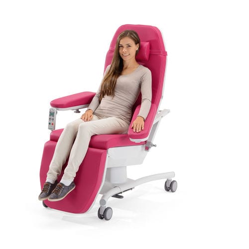 Sillón de quimioterapia eléctrico - SENSA® FLEX A4 ZA - LiKAMED - de 3 secciones / con respaldo regulable / con ruedas
