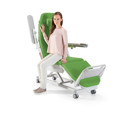 Sillón para tratamiento eléctrico - SALSA® A4 - LiKAMED - de 3 secciones / con ruedas