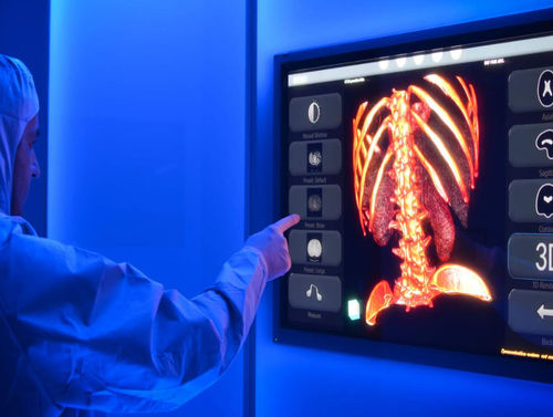Sistema de gestión de diagnóstico - Fluid - Therapixel - de visualización 3D / para imágenes médicas / para quirófano