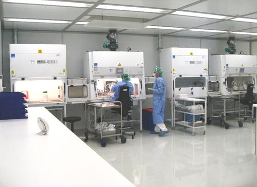 Sala blanca para laboratorio farmacéutico - CleanSteriCell® 3000.4.319 - SCHILLING ENGINEERING - modular / integrado / clase D