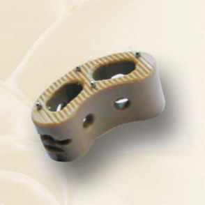 Caja intersomática toracolumbar - BTC - Biotech Medical - vía transforaminal / vía lateral / de PEEK