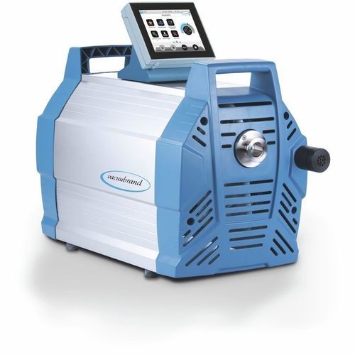Bomba de vacío de laboratorio - ME 16 NT VARIO select - Vacuubrand - de diafragma / de doble membrana / sin aceite