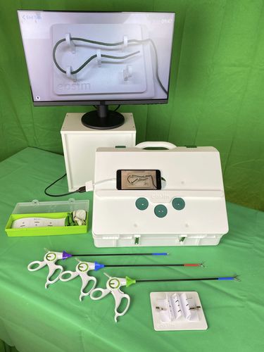 Simulador de formación - eoSim SurgTrac Core - eoSurgical - de laparoscopia / de cirugía / estación de trabajo