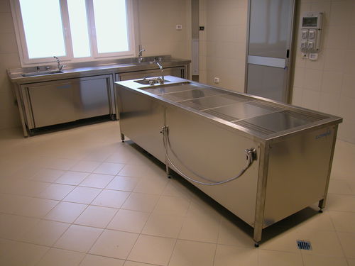 Sala de autopsia para centro sanitario - comfit s.r.l - para el sector médico