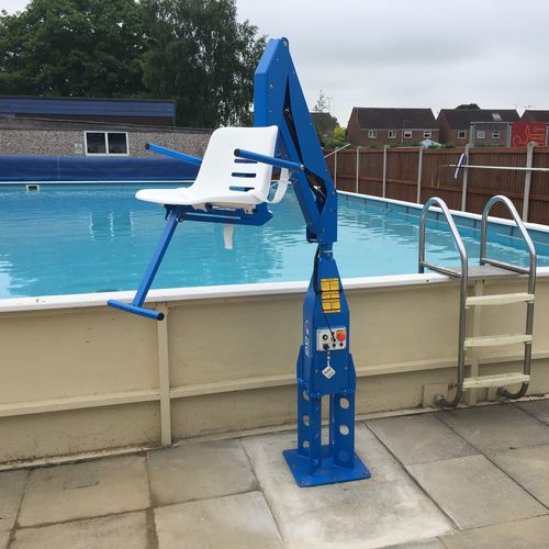 Elevador de pacientes con batería - F100M  - DiGi Project - de suelo / para piscina / elevadora
