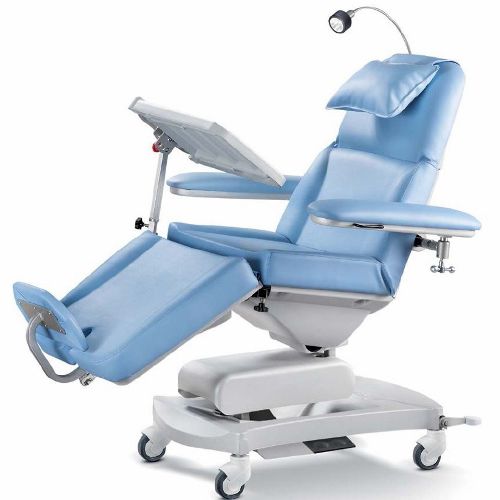 Sillón para hemodiálisis eléctrico - Astra - Dixion Vertrieb Medizinischer Geräte - de 3 secciones / de altura variable / con ruedas
