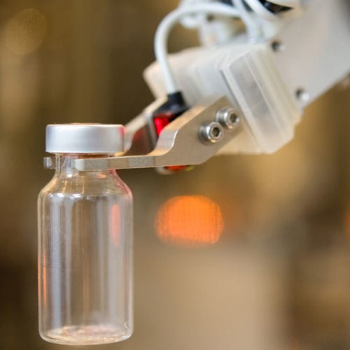 Etiquetadora para la industria farmacéutica - Filamatic