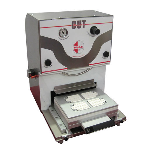 Sellador térmico para la industria farmacéutica - Master Cut - O.M.A.R. S.r.l. Pharmaceutical Blister Solution - semiautomático / en blíster / de mesa