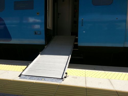Rampa de acceso para tren - Medlis Ramps - portátil / plegable
