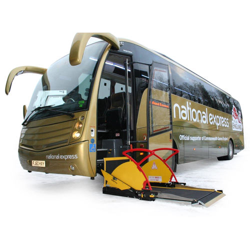Plataforma elevadora para silla de ruedas - Access™ Coach Front Entrance - Mobility Networks - montada en autobús