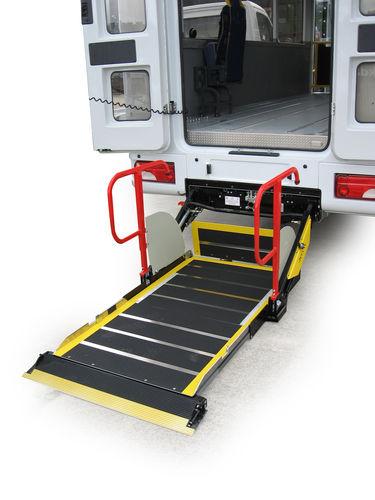 Plataforma elevadora para silla de ruedas - Access™ Van  - Mobility Networks - montada en vehículo