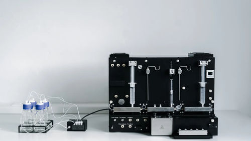 Plataforma de síntesis de radioquímica - NEPTIS® xSeed™ - IBA Radio Pharma Solutions - robotizada