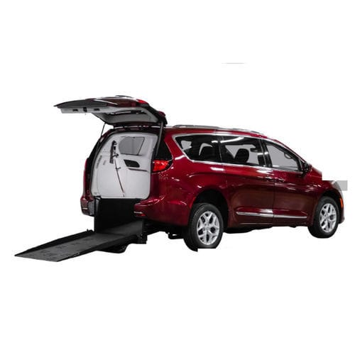 Vehículo para discapacitados monovolumen - 28821 - Freedom Motors USA - acceso posterior