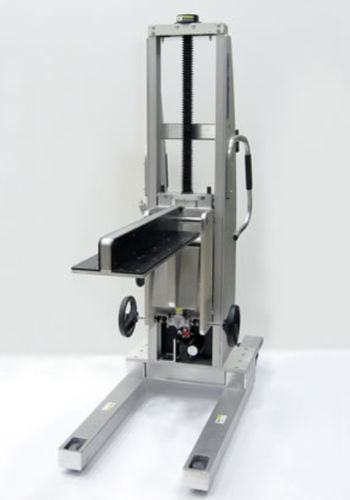 Plataforma elevadora para material farmacéutico - Weiler Engineering - móvil
