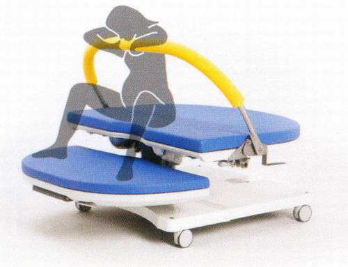 Cama de parto - Pandere - Seagull Medica - de emergencia / eléctrica / con ruedas