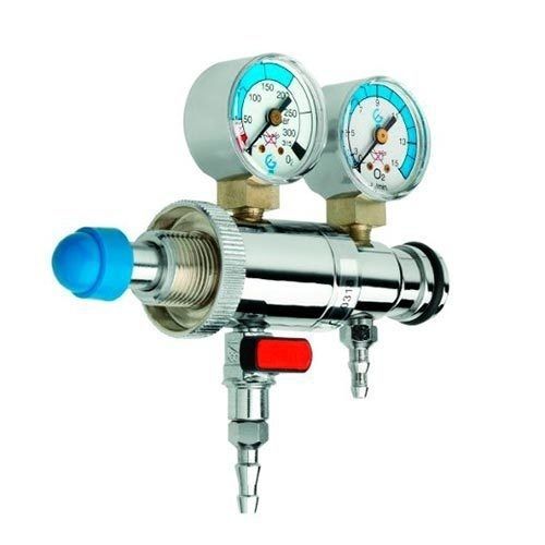 Regulador de presión de oxígeno - G109 - GASINOX - médico / de 2 etapas / flujo ajustable