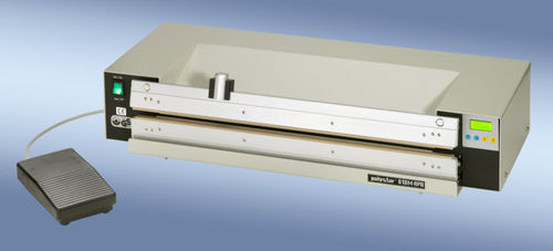 Soldadora semiautomática - M-RPA series - RISCHE + HERFURTH GMBH Maschinen- und Apparatebau - mediante impulso / para embalajes médicos / de mesa