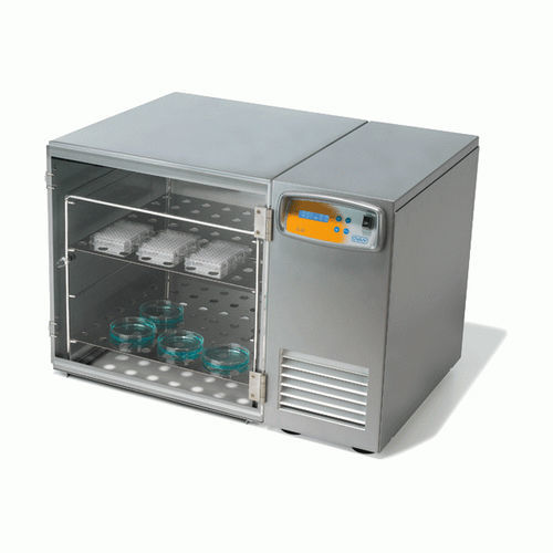 Incubadora de laboratorio de aire forzado - OPAQ C - OVAN - de mesa / con 1 puerta / refrigerada