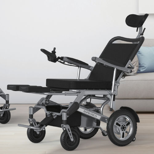 Silla de ruedas eléctrica - 9000N - Silverfox Corporation Limited - de exterior / de interior / con reposapiernas