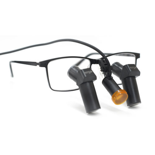 Lupa quirúrgica con montura de gafas - ENM450+MB JD2100 - Nanchang Micare Medical Equipment - con lámpara frontal