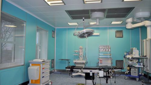 Estructura de muros para sala blanca - "PROFI" - LeoCon Group - para centro sanitario