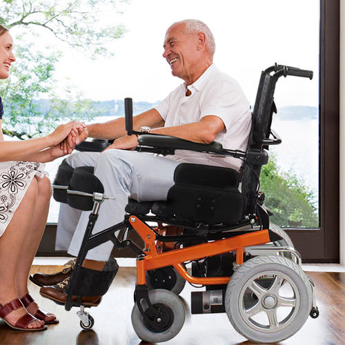 Silla de ruedas eléctrica - WG139 - WEGO Medical - de exterior / con reposapiernas / negra