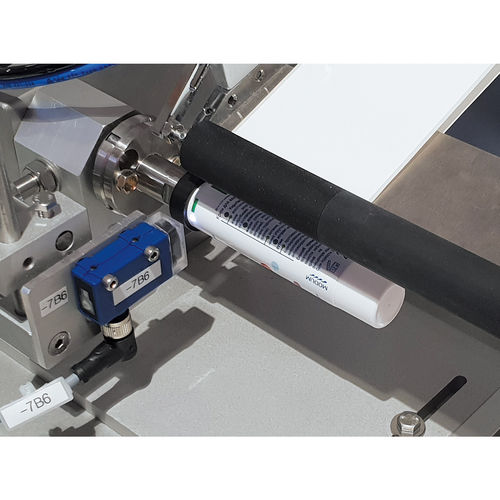 Etiquetadora para la industria farmacéutica - TNC-T - b+b Automations- und Steuerungstechnik GmbH - semiautomática