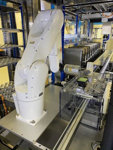 Plataforma de síntesis robotizada - FLEX POWDER M (YODA) - Chemspeed Technologies AG