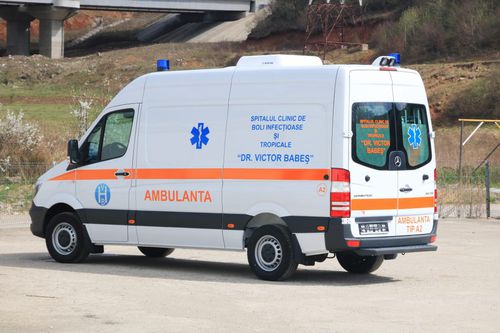 Furgón ambulancia - Sprinter - DELTAMED SRL - tipo A2