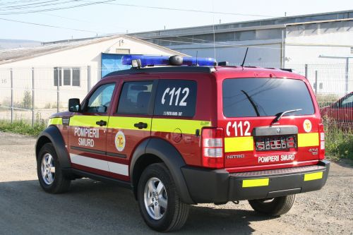 Ambulancia para cuidados intensivos - Dodge Nitro - DELTAMED SRL - 4x4