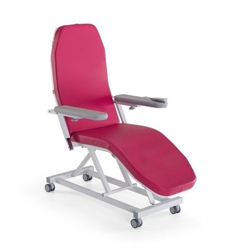 Sillón para tratamiento eléctrico - SALSA A1 - Wesseling - de 3 secciones / con reposapiernas / con reposapiés