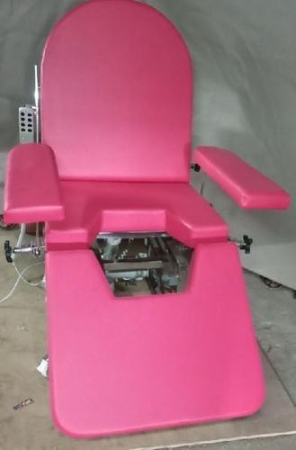 Sillón de reconocimiento ginecológico - BIO-LINEAR - Baseline biomedical company - eléctrico / reclinable / Trendelenburg